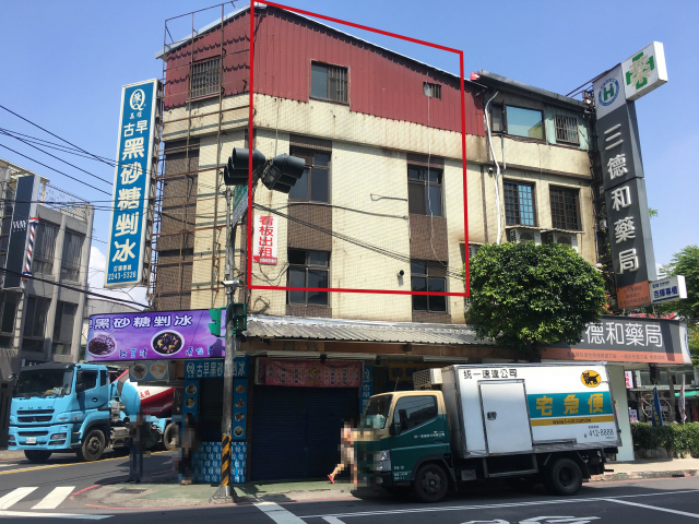看板自租-中和景安路大看板，近捷運景安站、和平街市場