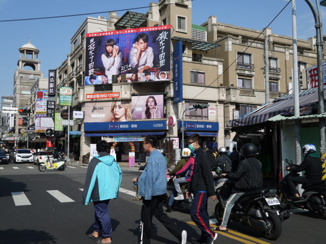 台中一中街商圈(育才北路) 戶外看板